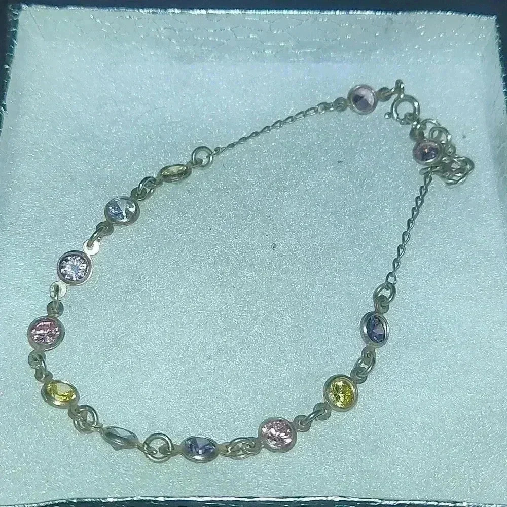 Sterling Silver and glass stone adjustable  7 1/2" to 8 1/2" bracelet